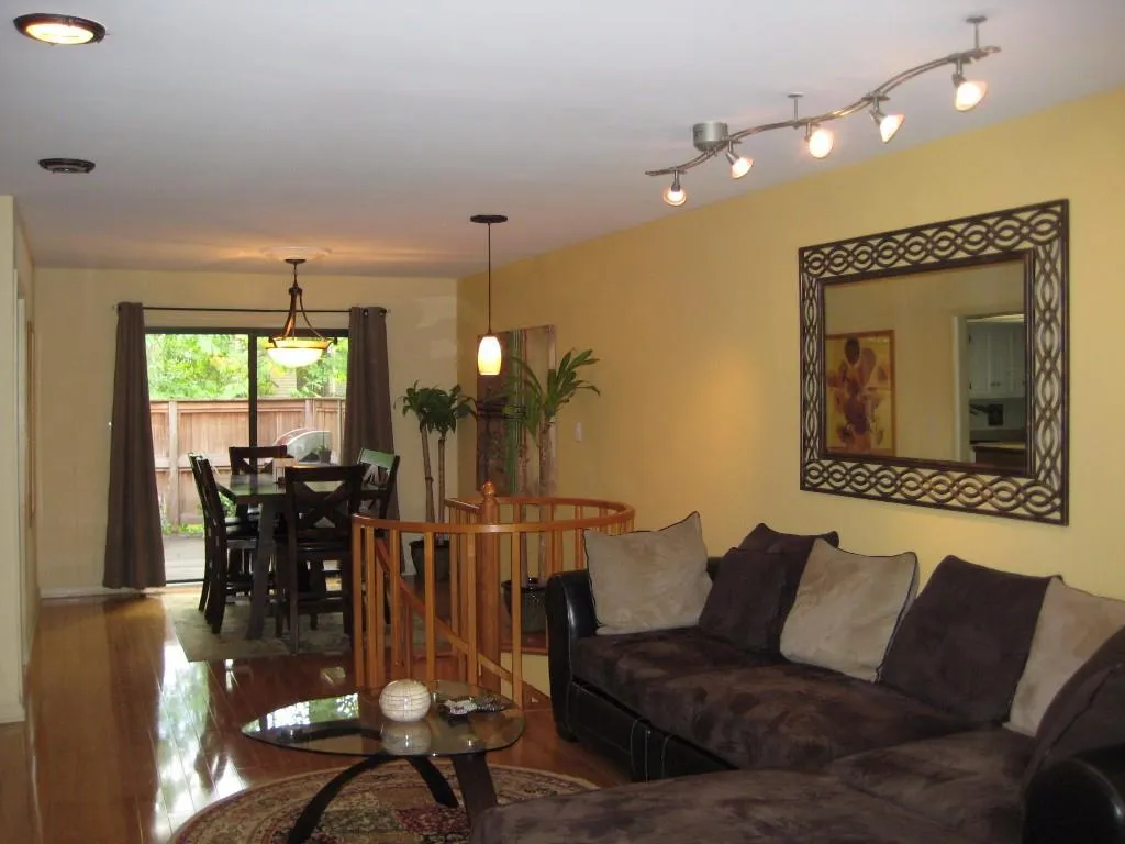 56 Basswood Circle, Sandy Springs, Georgia 30328, 3 Bedrooms Bedrooms, ,2 BathroomsBathrooms,Residential,Sold,56 Basswood Circle,5593872