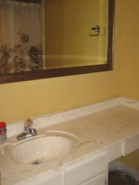 56 Basswood Circle, Sandy Springs, Georgia 30328, 3 Bedrooms Bedrooms, ,2 BathroomsBathrooms,Residential,Sold,56 Basswood Circle,5593872