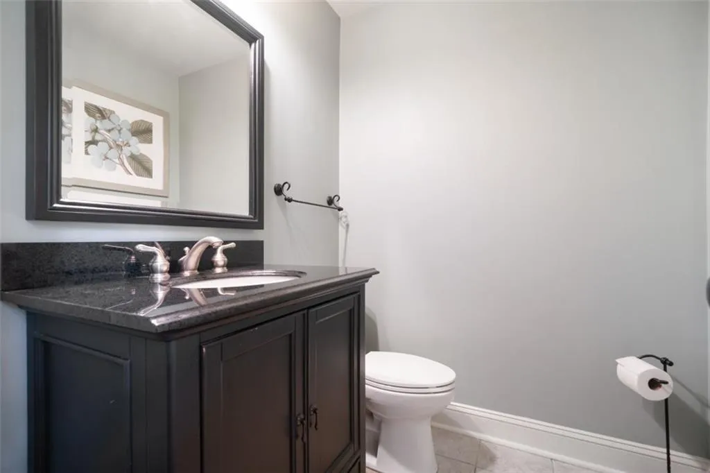 7095 Glenridge Drive, Atlanta, Georgia 30328, 4 Bedrooms Bedrooms, ,2 BathroomsBathrooms,Residential,Sold,7095 Glenridge Drive,6914982