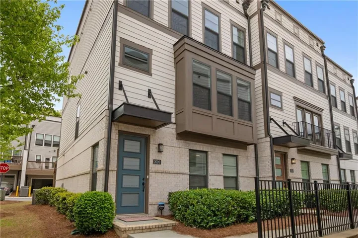 2020 Holtz Lane, Atlanta, Georgia 30318