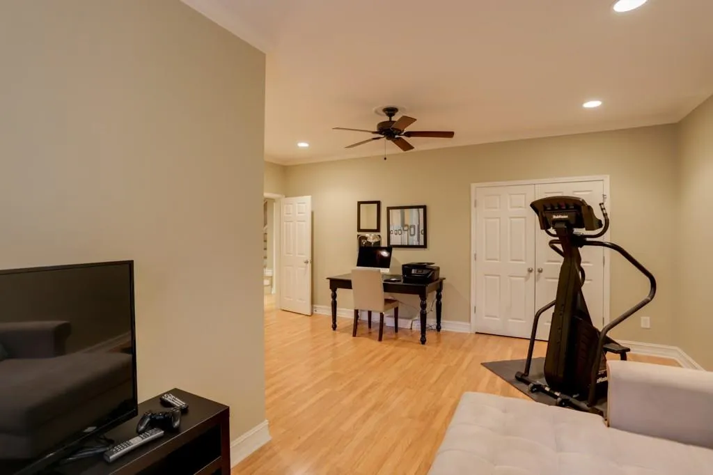 7265 Village Creek Trace, Sandy Springs, Georgia 30328, 4 Bedrooms Bedrooms, ,3 BathroomsBathrooms,Residential,Sold,7265 Village Creek Trace,5994573