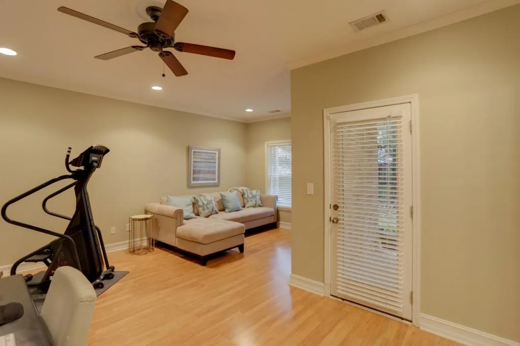 7265 Village Creek Trace, Sandy Springs, Georgia 30328, 4 Bedrooms Bedrooms, ,3 BathroomsBathrooms,Residential,Sold,7265 Village Creek Trace,5994573