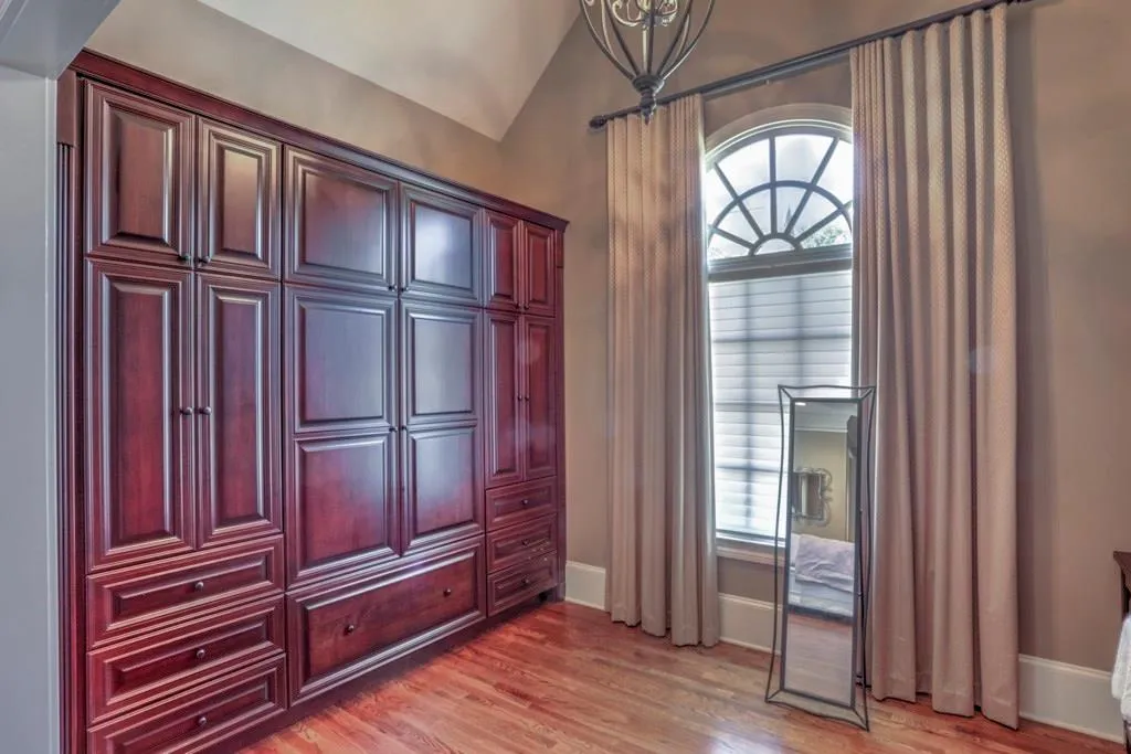 6243 Mount Vernon Oaks Drive, Atlanta, Georgia 30328, 4 Bedrooms Bedrooms, ,4 BathroomsBathrooms,Residential,Sold,6243 Mount Vernon Oaks Drive,6087249