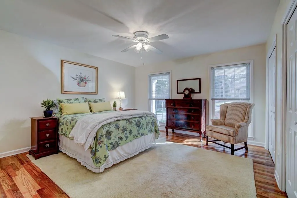 770 Edgewater Trail, Sandy Springs, Georgia 30328, 5 Bedrooms Bedrooms, ,3 BathroomsBathrooms,Residential,Sold,770 Edgewater Trail,6102682