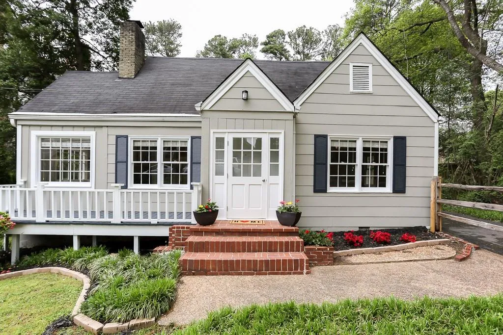 126 Spruell Springs Road, Sandy Springs, Georgia 30342, 3 Bedrooms Bedrooms, ,2 BathroomsBathrooms,Residential,Sold,126 Spruell Springs Road,6534367