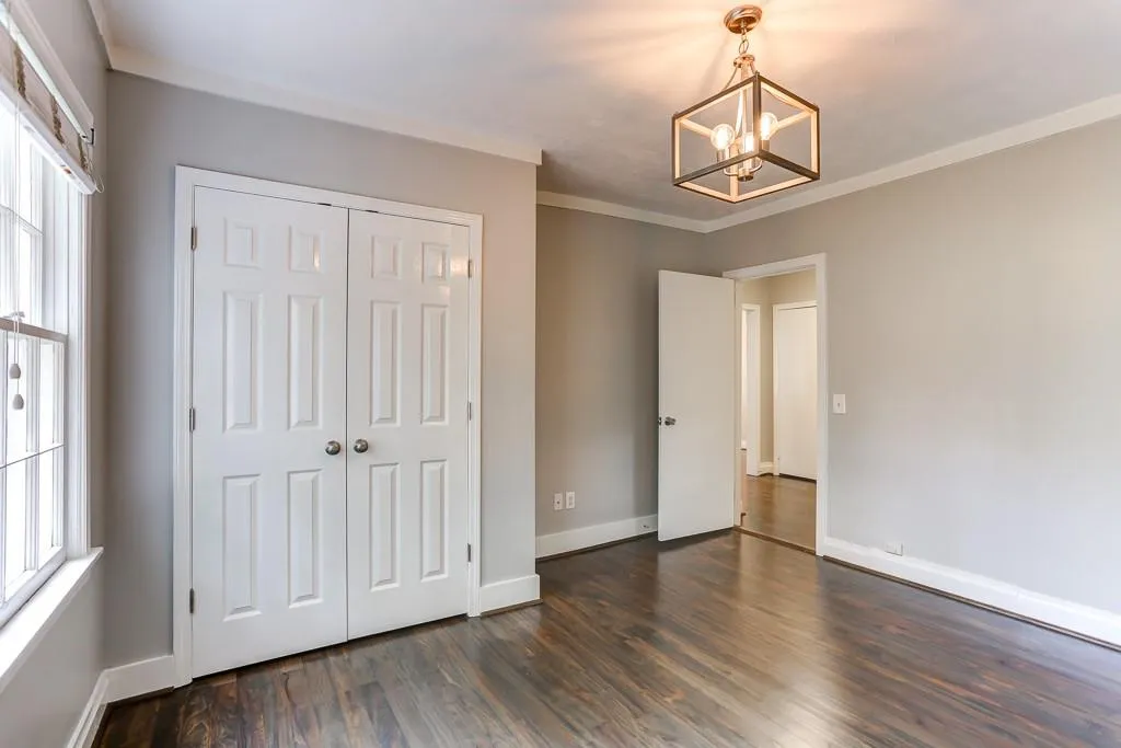 126 Spruell Springs Road, Sandy Springs, Georgia 30342, 3 Bedrooms Bedrooms, ,2 BathroomsBathrooms,Residential,Sold,126 Spruell Springs Road,6534367