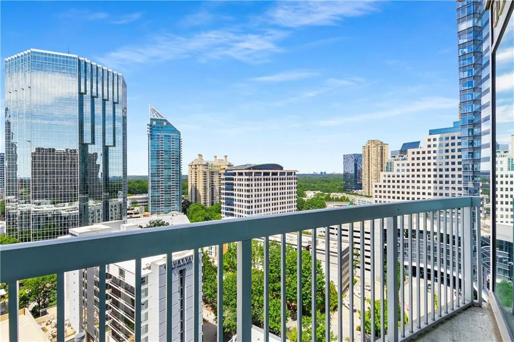 3324 Peachtree Road Ne Unit 1419, Atlanta, Georgia 30326, 2 Bedrooms Bedrooms, ,2 BathroomsBathrooms,Residential,For Sale,3324 Peachtree Road Ne Unit 1419,7637982