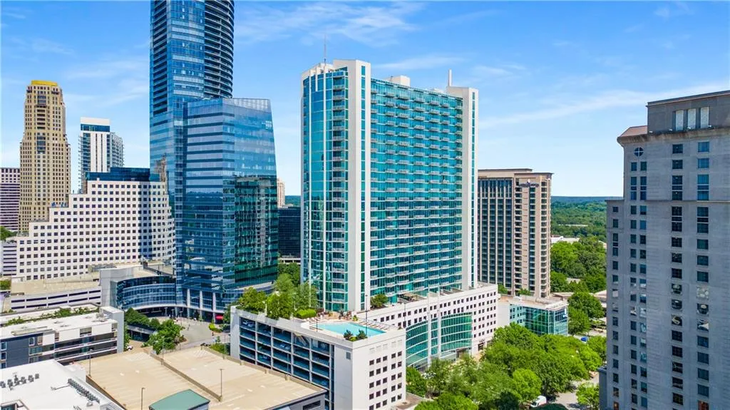 3324 Peachtree Road Ne Unit 1419, Atlanta, Georgia 30326, 2 Bedrooms Bedrooms, ,2 BathroomsBathrooms,Residential,For Sale,3324 Peachtree Road Ne Unit 1419,7637982