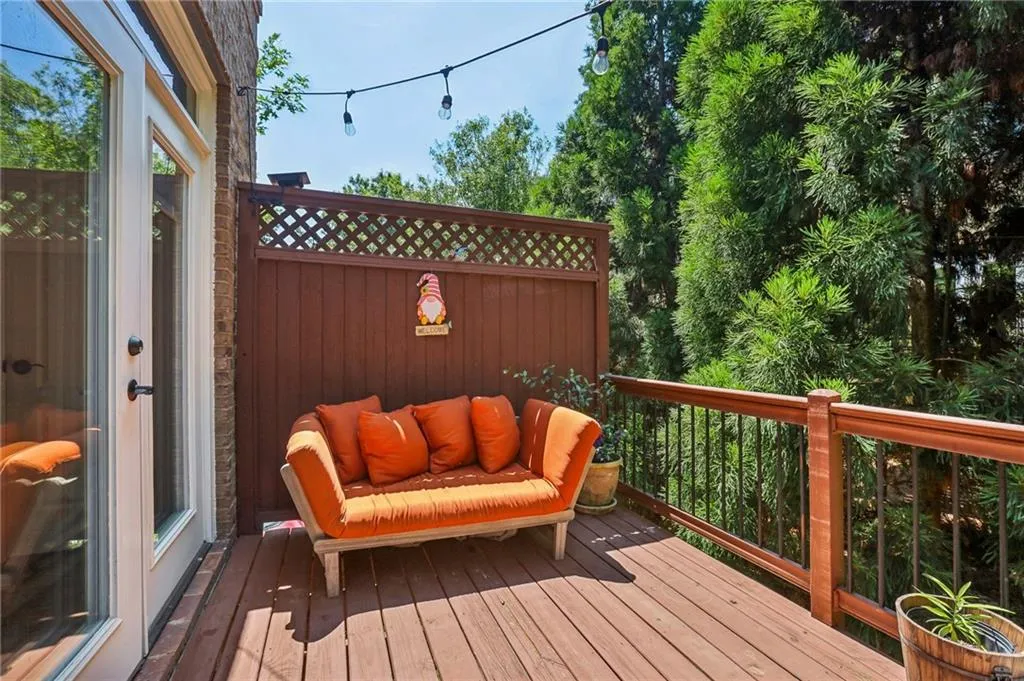 943 Delaronde Court, Atlanta, Georgia 30328, 4 Bedrooms Bedrooms, ,3 BathroomsBathrooms,Residential,Sold,943 Delaronde Court,7415452