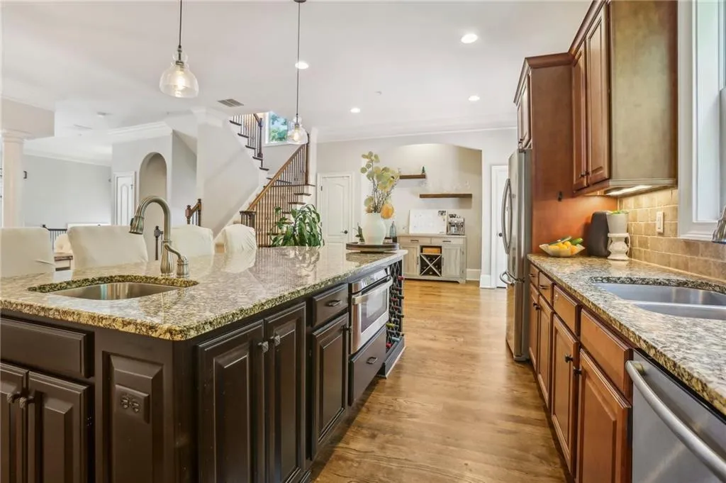 943 Delaronde Court, Atlanta, Georgia 30328, 4 Bedrooms Bedrooms, ,3 BathroomsBathrooms,Residential,Sold,943 Delaronde Court,7415452