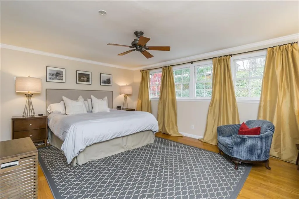 915 Starlight Drive Ne, Sandy Springs, Georgia 30342, 4 Bedrooms Bedrooms, ,3 BathroomsBathrooms,Residential,Sold,915 Starlight Drive Ne,5985578