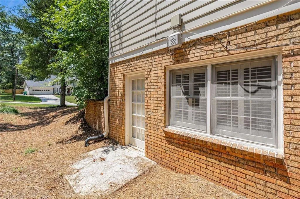 Exterior entry to basement.
