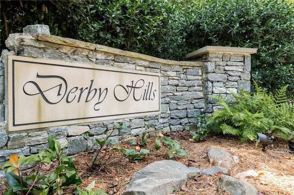 View of community / neighborhood sign. Welcome Home!