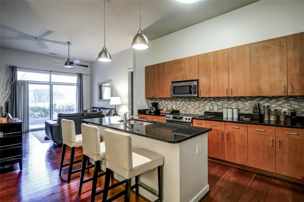 711 Cosmopolitan Drive Ne Unit 126, Atlanta, Georgia 30324, 2 Bedrooms Bedrooms, ,2 BathroomsBathrooms,Residential,Sold,711 Cosmopolitan Drive Ne Unit 126,5962484