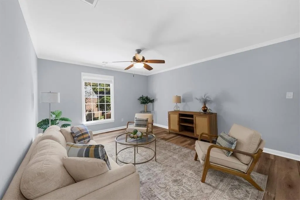 6700 Roswell Road Unit 7d, Sandy Springs, Georgia 30328, 3 Bedrooms Bedrooms, ,2 BathroomsBathrooms,Residential,For Sale,6700 Roswell Road Unit 7d,7668998