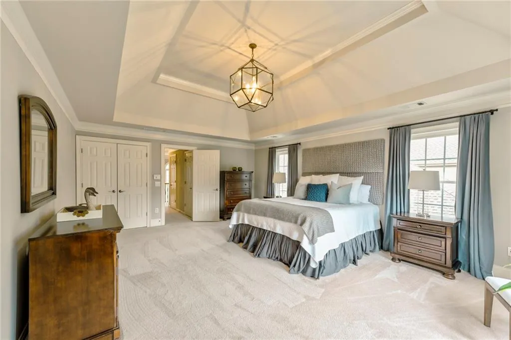 192 Mystic Court, Sandy Springs, Georgia 30342, 3 Bedrooms Bedrooms, ,3 BathroomsBathrooms,Residential,Sold,192 Mystic Court,7129044