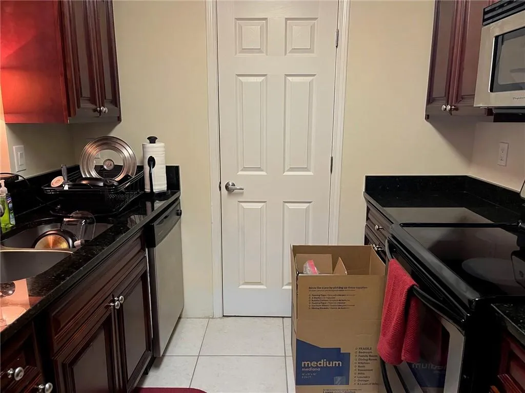 1303 Santa Fe Parkway Unit 1303, Atlanta, Georgia 30350, 1 Bedroom Bedrooms, ,1 BathroomBathrooms,Residential,Sold,1303 Santa Fe Parkway Unit 1303,7151079