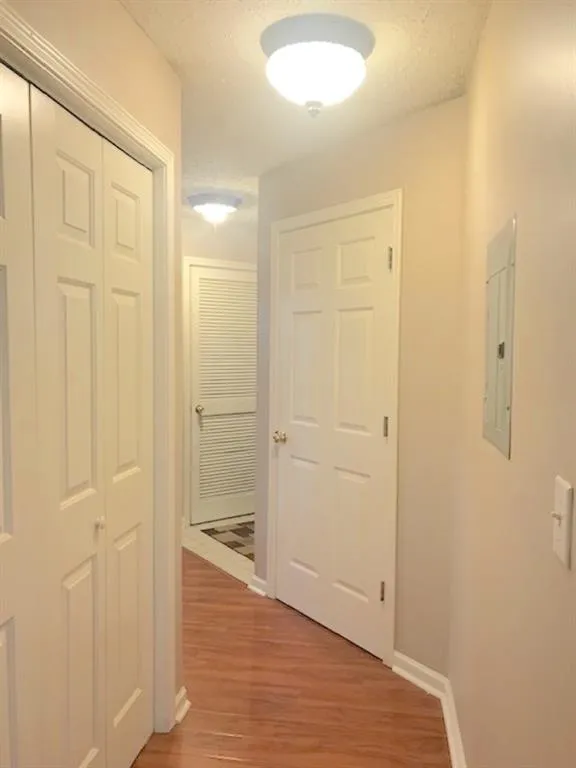 5559 Glenridge Drive Unit 2301, Sandy Springs, Georgia 30342, 2 Bedrooms Bedrooms, ,1 BathroomBathrooms,Residential,Sold,5559 Glenridge Drive Unit 2301,6946341