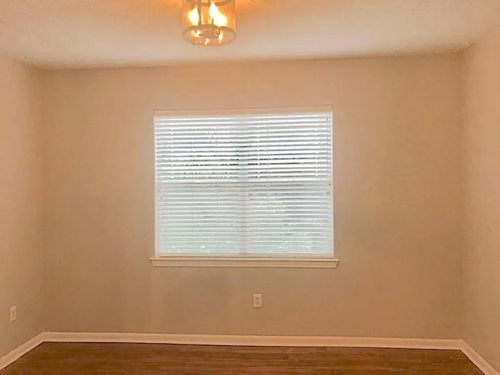 5559 Glenridge Drive Unit 2301, Sandy Springs, Georgia 30342, 2 Bedrooms Bedrooms, ,1 BathroomBathrooms,Residential,Sold,5559 Glenridge Drive Unit 2301,6946341