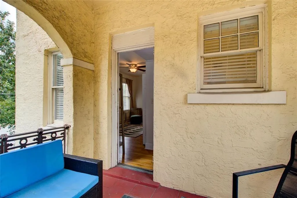 2855 Peachtree Road Ne Unit 201, Atlanta, Georgia 30305, 2 Bedrooms Bedrooms, ,2 BathroomsBathrooms,Residential,For Sale,2855 Peachtree Road Ne Unit 201,7624641