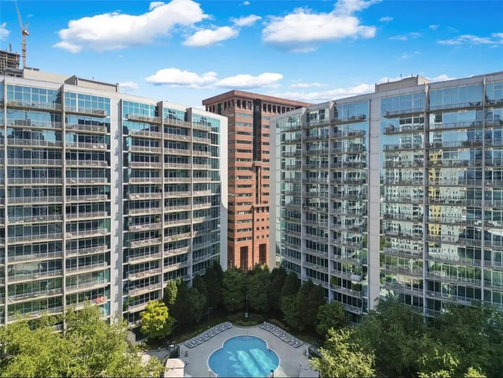 View of apartment building / complex