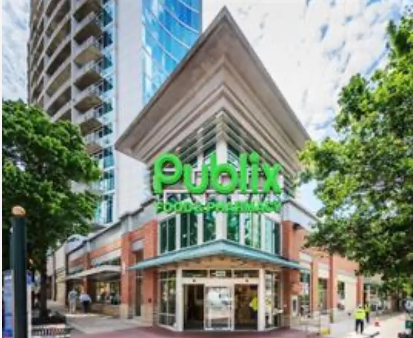 Publix is right downstairs in the buikding.  Take the elevator right down to shop!