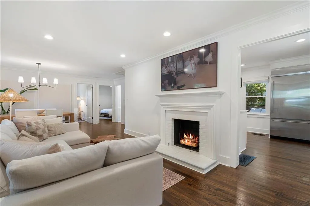 1651 Geary Drive Nw, Atlanta, Georgia 30309, 3 Bedrooms Bedrooms, ,2 BathroomsBathrooms,Residential,For Sale,1651 Geary Drive Nw,7642074
