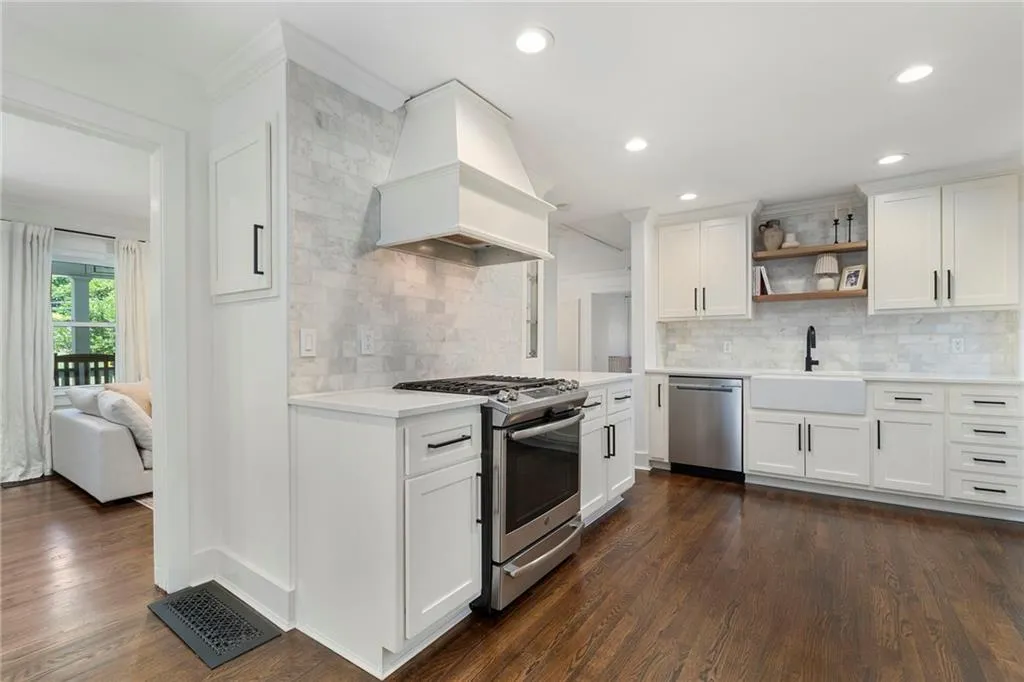 1651 Geary Drive Nw, Atlanta, Georgia 30309, 3 Bedrooms Bedrooms, ,2 BathroomsBathrooms,Residential,For Sale,1651 Geary Drive Nw,7642074