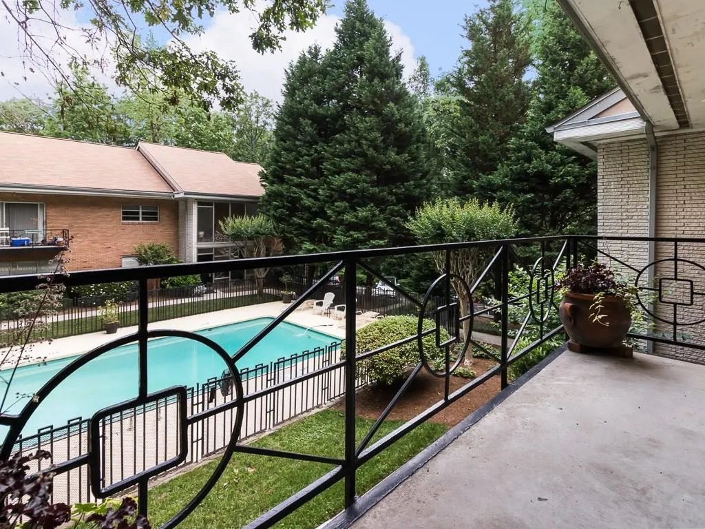 1240 Woodland Avenue Ne Unit 6, Atlanta, Georgia 30324, 1 Bedroom Bedrooms, ,1 BathroomBathrooms,Residential,Sold,1240 Woodland Avenue Ne Unit 6,5700008