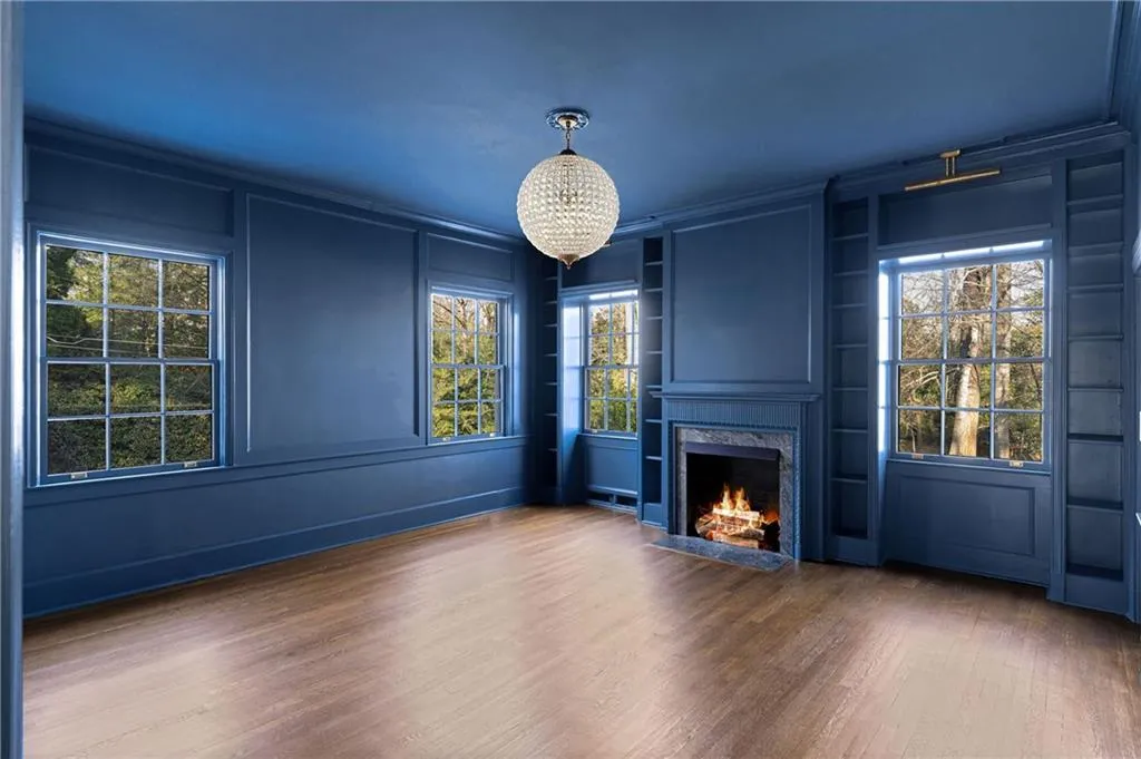 3051 Habersham Road Nw, Atlanta, Georgia 30305, 5 Bedrooms Bedrooms, ,5 BathroomsBathrooms,Residential,For Sale,3051 Habersham Road Nw,7532559