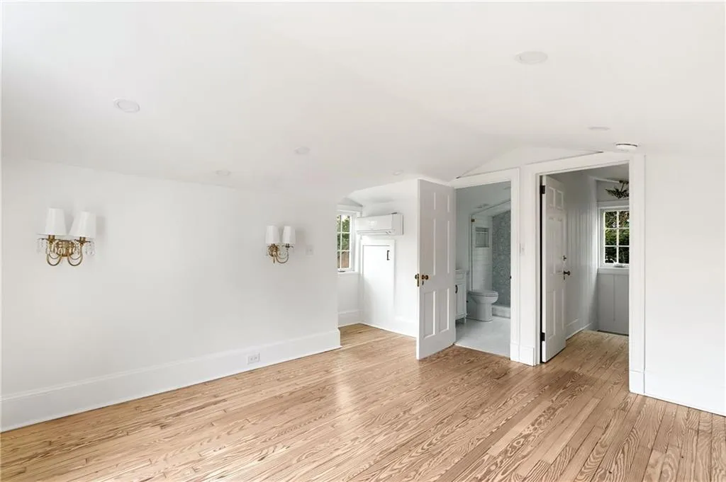 3051 Habersham Road Nw, Atlanta, Georgia 30305, 5 Bedrooms Bedrooms, ,5 BathroomsBathrooms,Residential,For Sale,3051 Habersham Road Nw,7532559