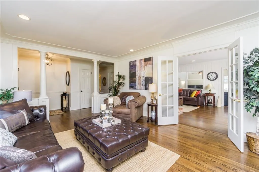 5595 Sherrell Drive, Atlanta, Georgia 30342, 3 Bedrooms Bedrooms, ,2 BathroomsBathrooms,Residential,Sold,5595 Sherrell Drive,6518222