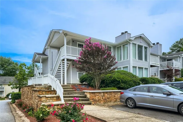 905 Augusta Drive, Marietta, Georgia 30067