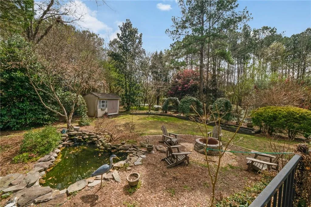 610 Avignon Court, Sandy Springs, Georgia 30350, 3 Bedrooms Bedrooms, ,2 BathroomsBathrooms,Residential,Sold,610 Avignon Court,6699804