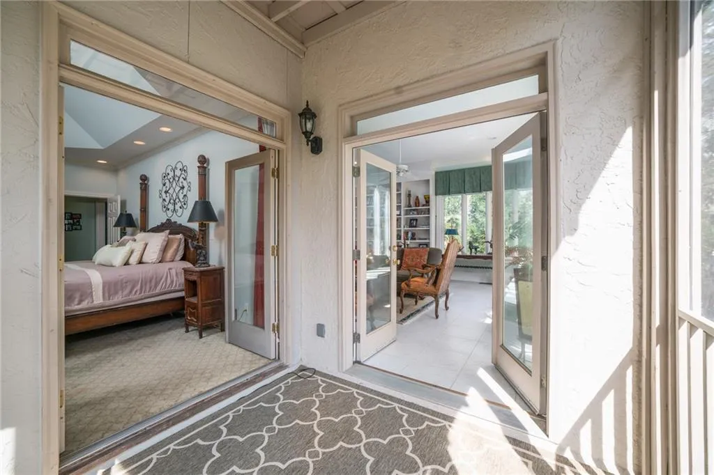 610 Avignon Court, Sandy Springs, Georgia 30350, 3 Bedrooms Bedrooms, ,2 BathroomsBathrooms,Residential,Sold,610 Avignon Court,6699804