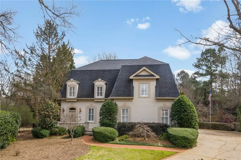 610 Avignon Court, Sandy Springs, Georgia 30350, 3 Bedrooms Bedrooms, ,2 BathroomsBathrooms,Residential,Sold,610 Avignon Court,6699804