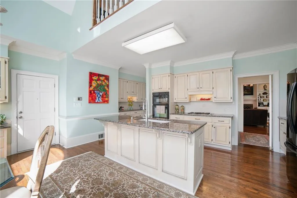 610 Avignon Court, Sandy Springs, Georgia 30350, 3 Bedrooms Bedrooms, ,2 BathroomsBathrooms,Residential,Sold,610 Avignon Court,6699804