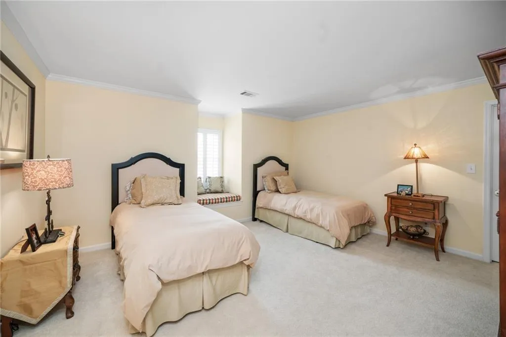 610 Avignon Court, Sandy Springs, Georgia 30350, 3 Bedrooms Bedrooms, ,2 BathroomsBathrooms,Residential,Sold,610 Avignon Court,6699804
