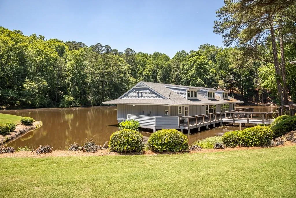 6085 Blackwater Trail, Sandy Springs, Georgia 30328, 4 Bedrooms Bedrooms, ,3 BathroomsBathrooms,Residential,Sold,6085 Blackwater Trail,6560871