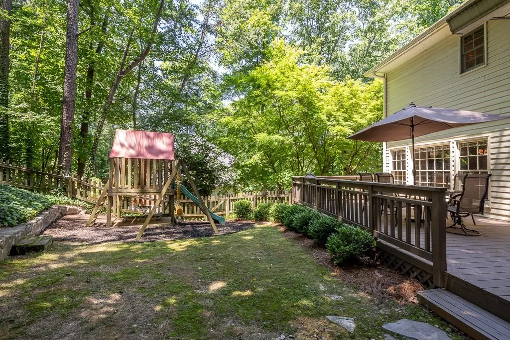 6085 Blackwater Trail, Sandy Springs, Georgia 30328, 4 Bedrooms Bedrooms, ,3 BathroomsBathrooms,Residential,Sold,6085 Blackwater Trail,6560871