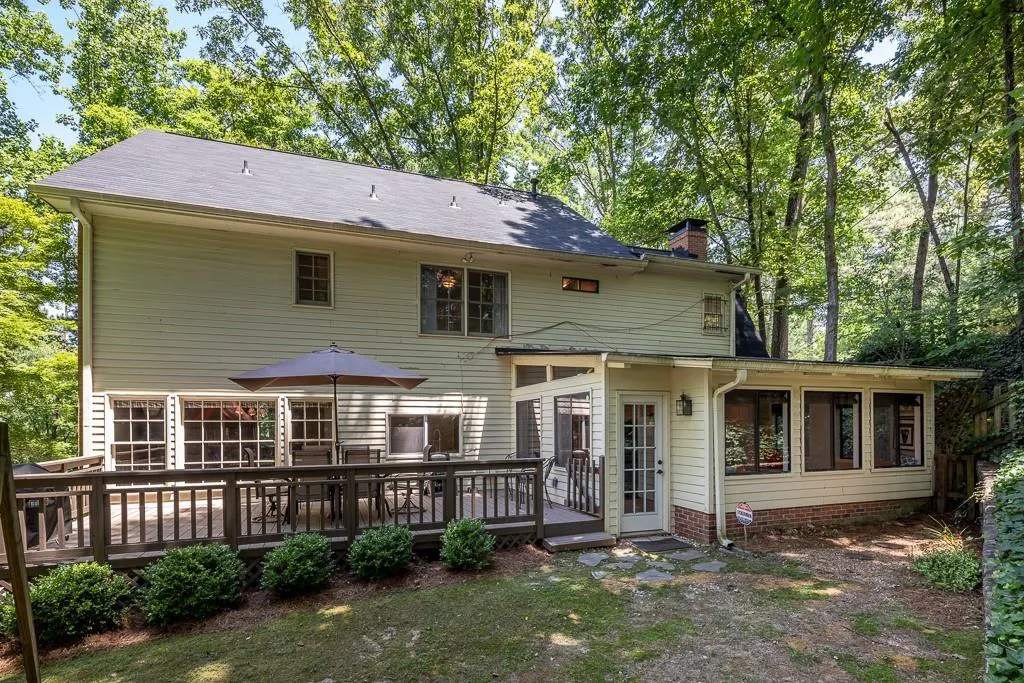 6085 Blackwater Trail, Sandy Springs, Georgia 30328, 4 Bedrooms Bedrooms, ,3 BathroomsBathrooms,Residential,Sold,6085 Blackwater Trail,6560871