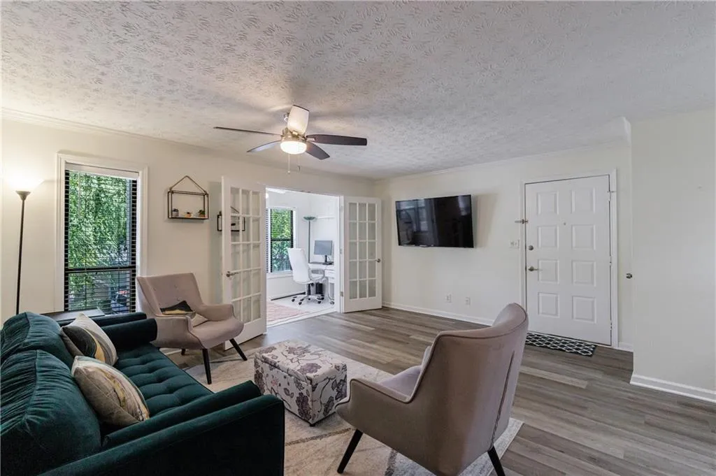 215 Summit North Drive Ne, Atlanta, Georgia 30324, 1 Bedroom Bedrooms, ,1 BathroomBathrooms,Residential,For Sale,215 Summit North Drive Ne,7591802
