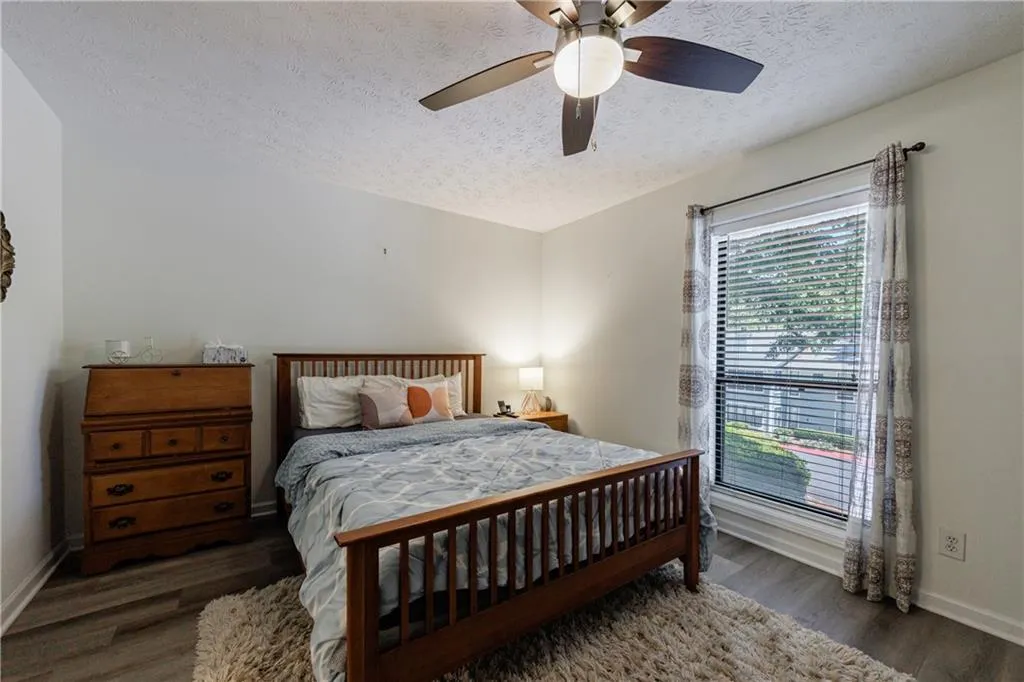 215 Summit North Drive Ne, Atlanta, Georgia 30324, 1 Bedroom Bedrooms, ,1 BathroomBathrooms,Residential,For Sale,215 Summit North Drive Ne,7591802