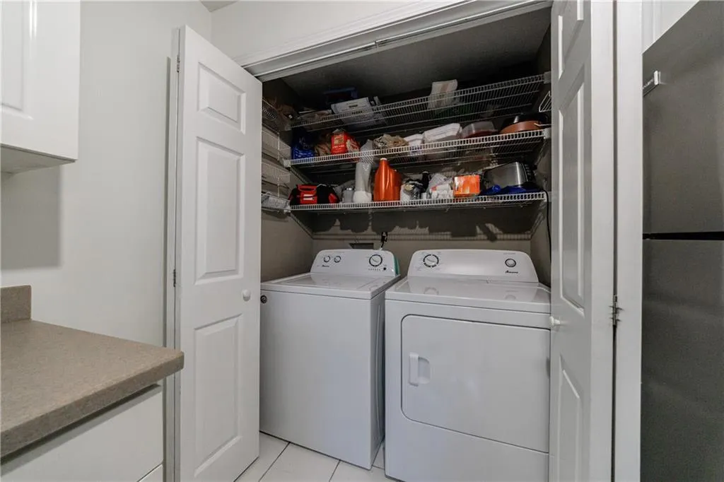 215 Summit North Drive Ne, Atlanta, Georgia 30324, 1 Bedroom Bedrooms, ,1 BathroomBathrooms,Residential,For Sale,215 Summit North Drive Ne,7591802