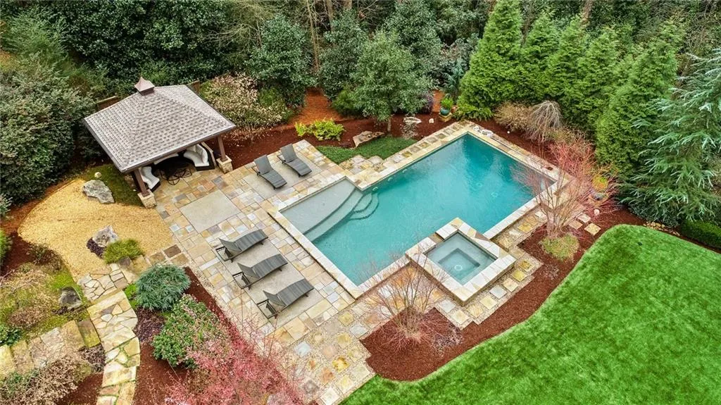 4868 Merlendale Drive, Atlanta, Georgia 30327, 6 Bedrooms Bedrooms, ,6 BathroomsBathrooms,Residential,Sold,4868 Merlendale Drive,6737889