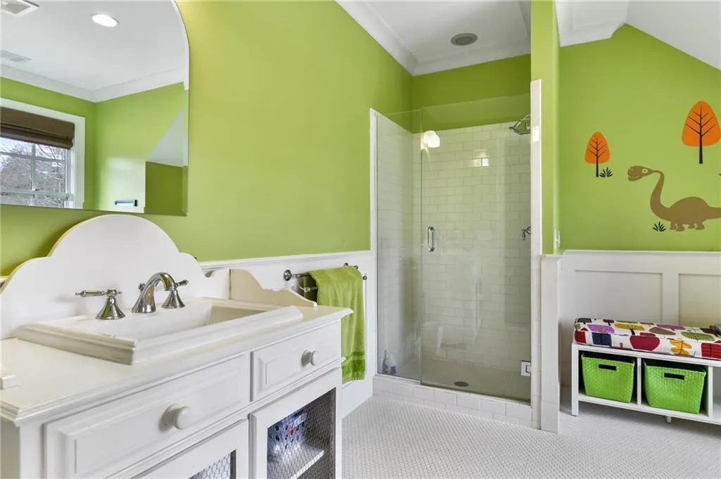 4868 Merlendale Drive, Atlanta, Georgia 30327, 6 Bedrooms Bedrooms, ,6 BathroomsBathrooms,Residential,Sold,4868 Merlendale Drive,6737889