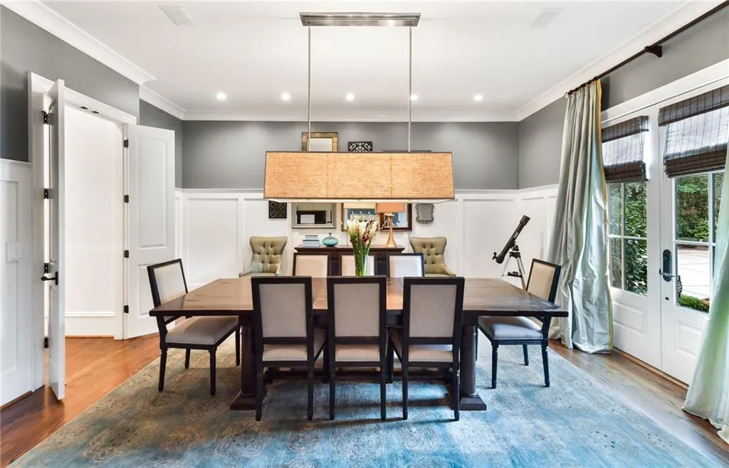 4868 Merlendale Drive, Atlanta, Georgia 30327, 6 Bedrooms Bedrooms, ,6 BathroomsBathrooms,Residential,Sold,4868 Merlendale Drive,6737889