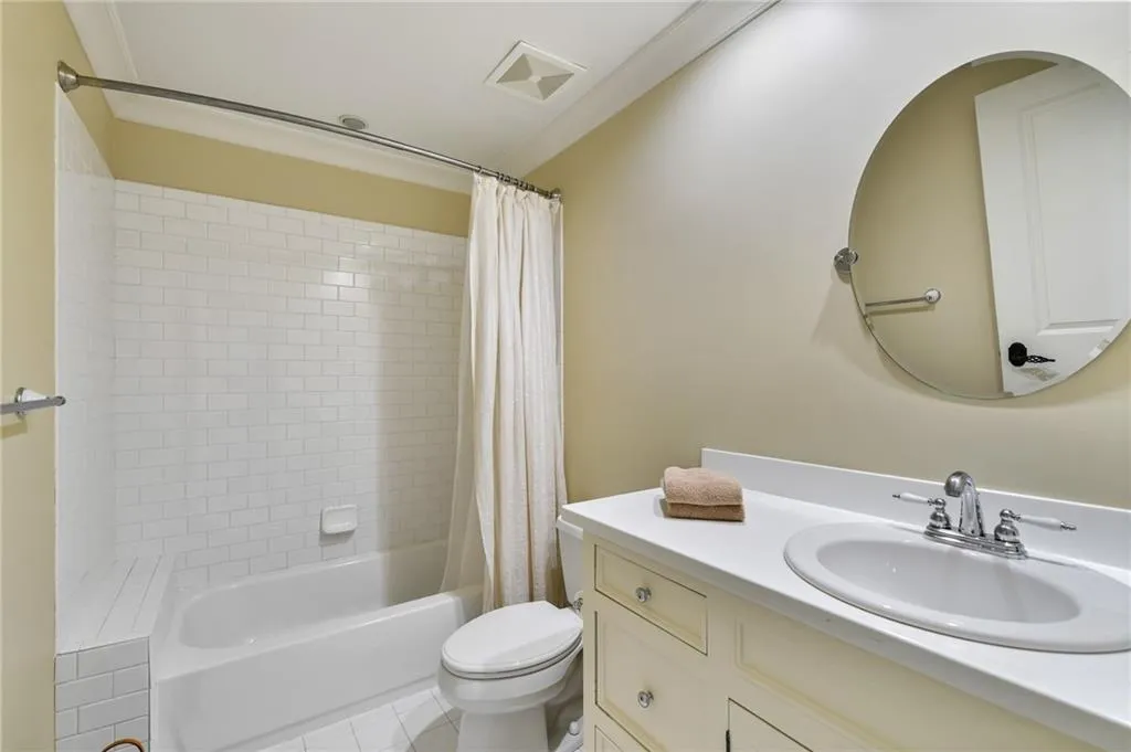 4868 Merlendale Drive, Atlanta, Georgia 30327, 6 Bedrooms Bedrooms, ,6 BathroomsBathrooms,Residential,Sold,4868 Merlendale Drive,6737889