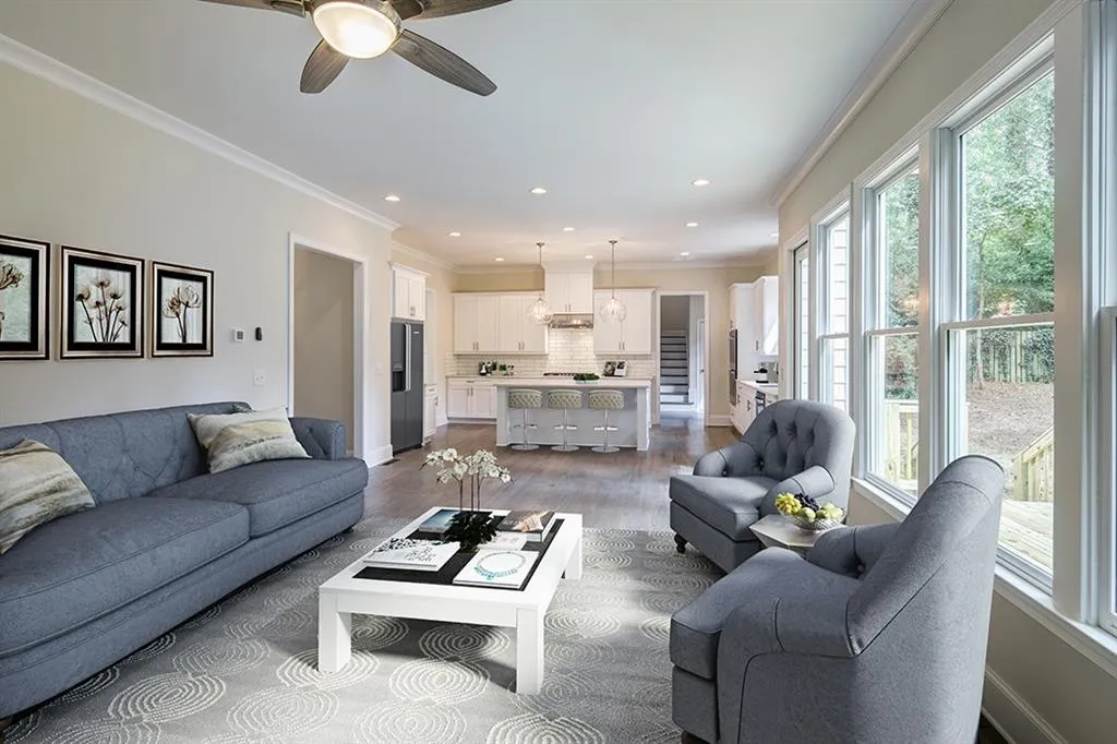 51 Spruell Springs Road, Atlanta, Georgia 30342, 5 Bedrooms Bedrooms, ,4 BathroomsBathrooms,Residential,Sold,51 Spruell Springs Road,6069329