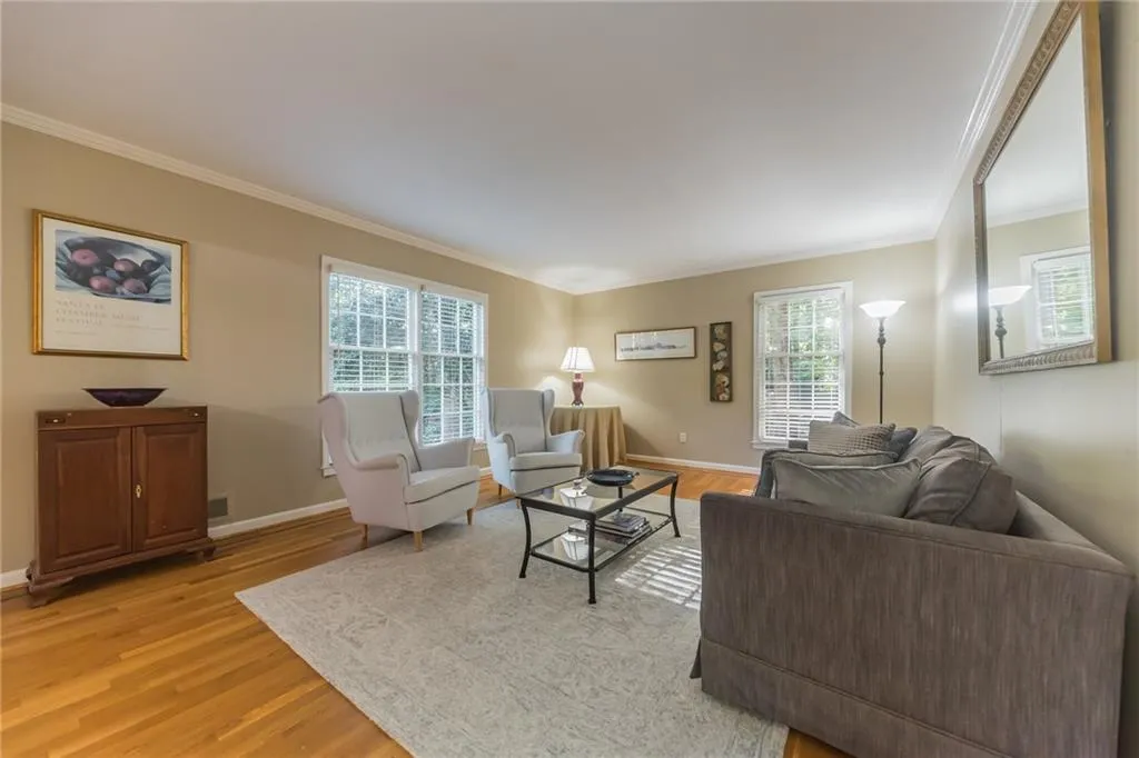 1085 Balmoral Road, Atlanta, Georgia 30319, 4 Bedrooms Bedrooms, ,2 BathroomsBathrooms,Residential,Sold,1085 Balmoral Road,6635856